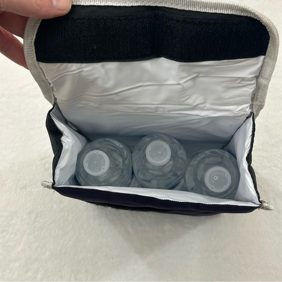 NFL Football Baltimore Ravens Logo Travel Work School Cooler Lunch Box Bag 10”x8 - Picture 3 of 8